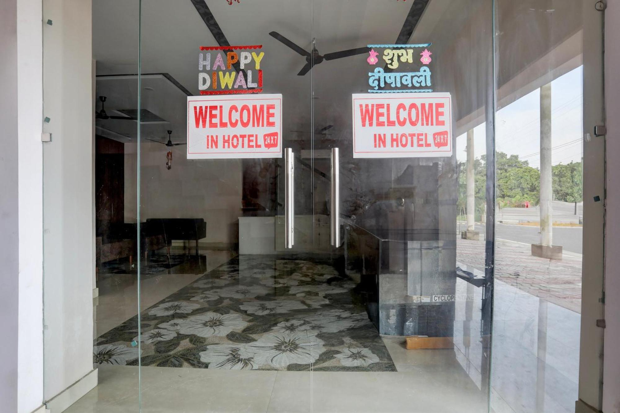Hotel O Rana Hotel & Restaurant メーラト エクステリア 写真