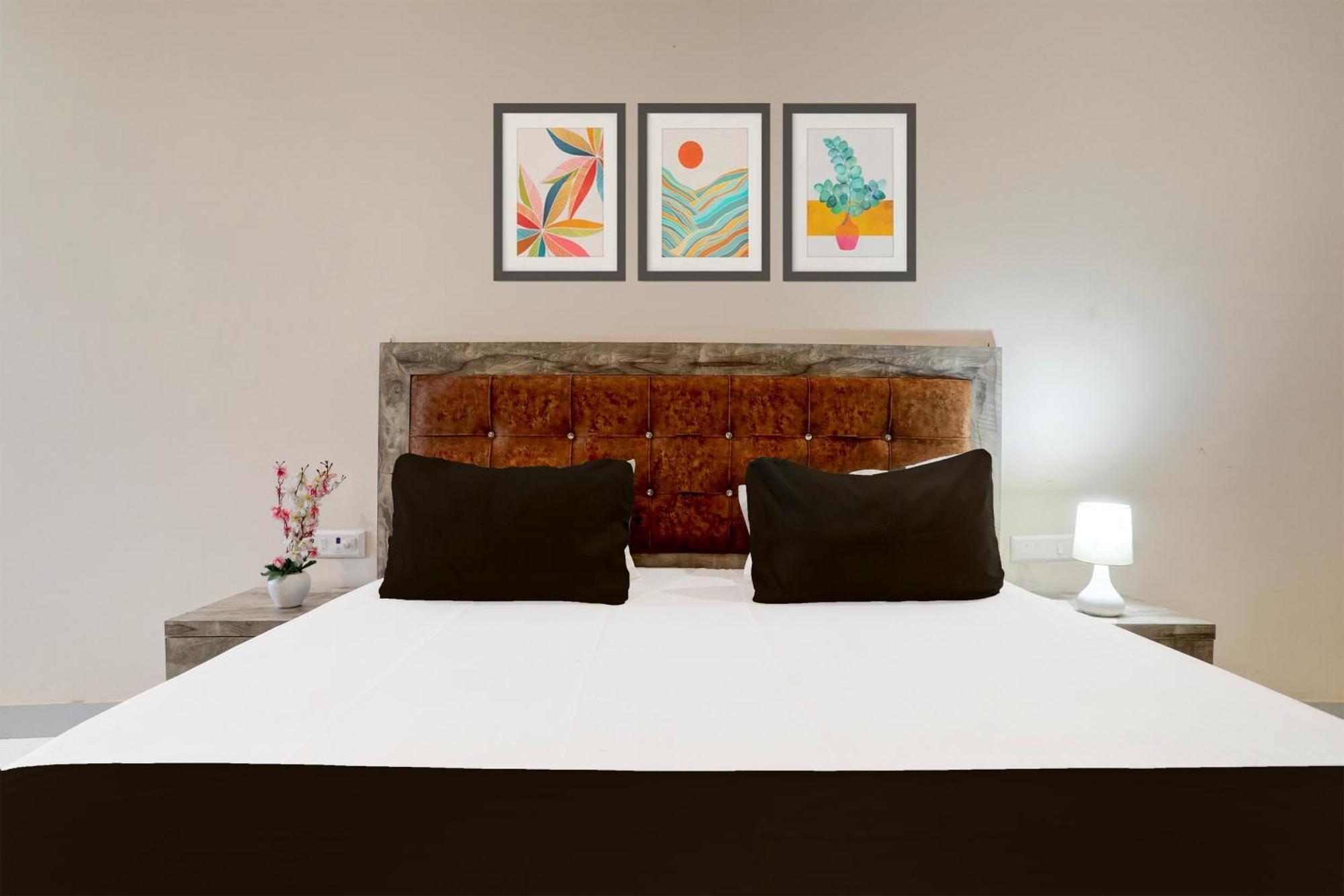 Hotel O Rana Hotel & Restaurant メーラト エクステリア 写真